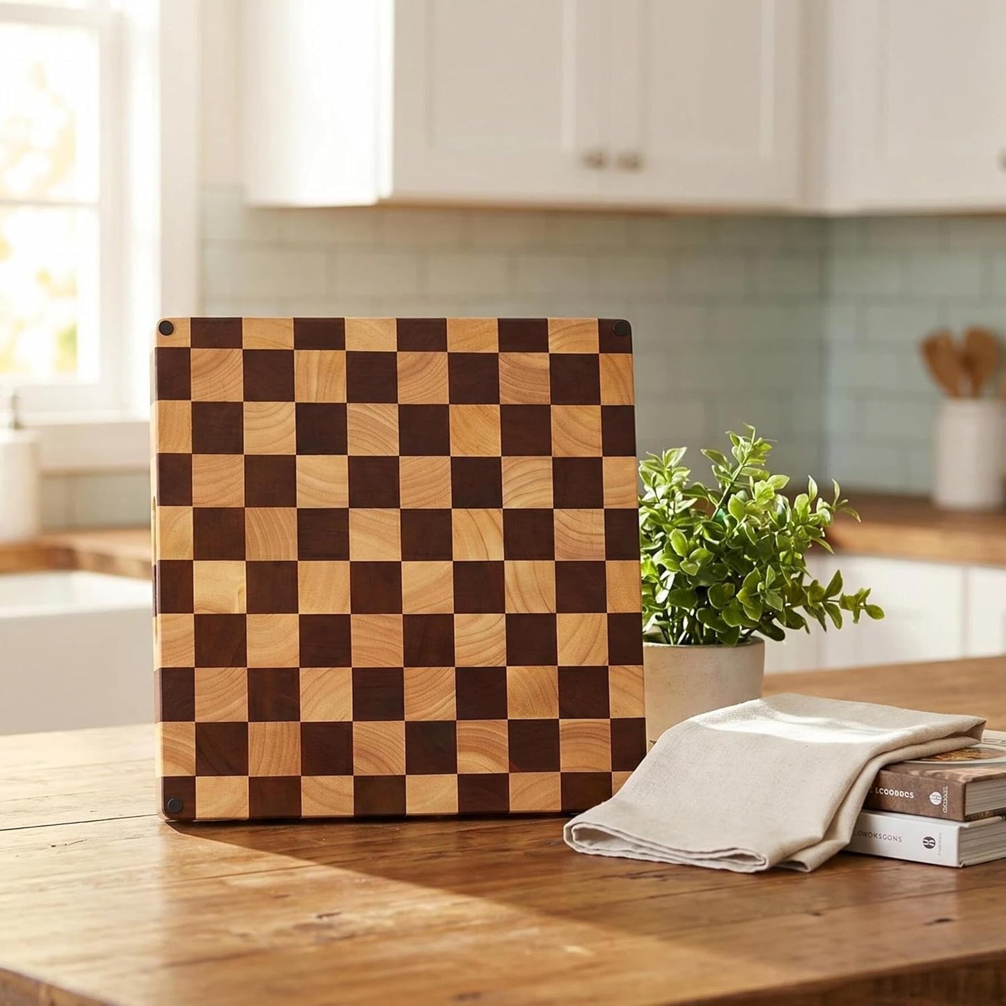 Checkered Cutting Board for Kitchen, 16"L x 11"W x 1"Th – Wooden Chopping, Cheese & Charcuterie Board in Acacia Wood, Butcher Block Serving Tray for Meat, Fruit, Bread & Vegetables