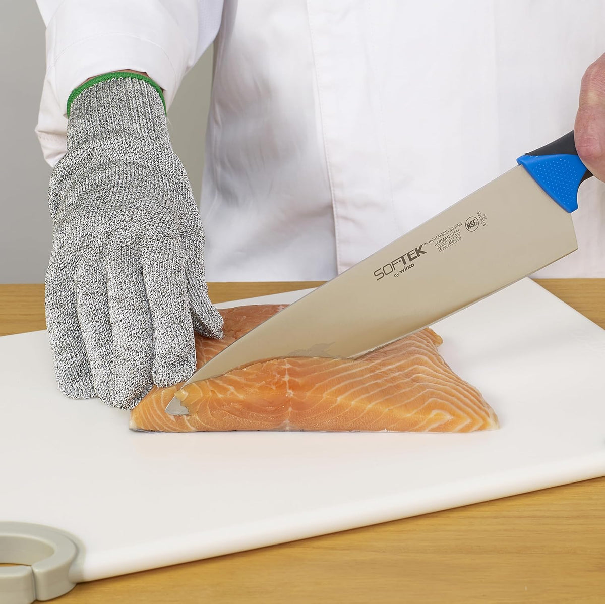 Medium Green A5 Cut Resistant Glove for Kitchens