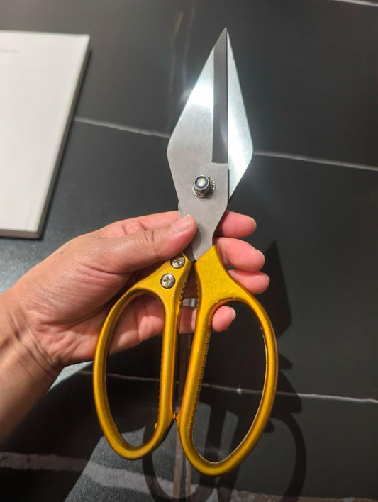 Heavy Duty Poultry Shears - Kitchen Scissors for Cutting Chicken, Spatchcock, Turkey, Poultry, Game, Meat - Stainless Steel Kitchen Cooking Shears for Food - Dishwasher Safe