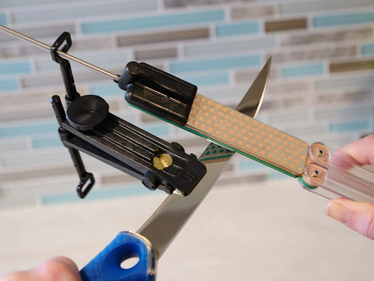 Diamond Machining Technology (DMT) MAGKIT-4 Diafold Whetstone Sharpening Kit With 2-Sided Diamond Sharpening Stones