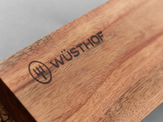 WÜSTHOF 12" Magnabar, Walnut