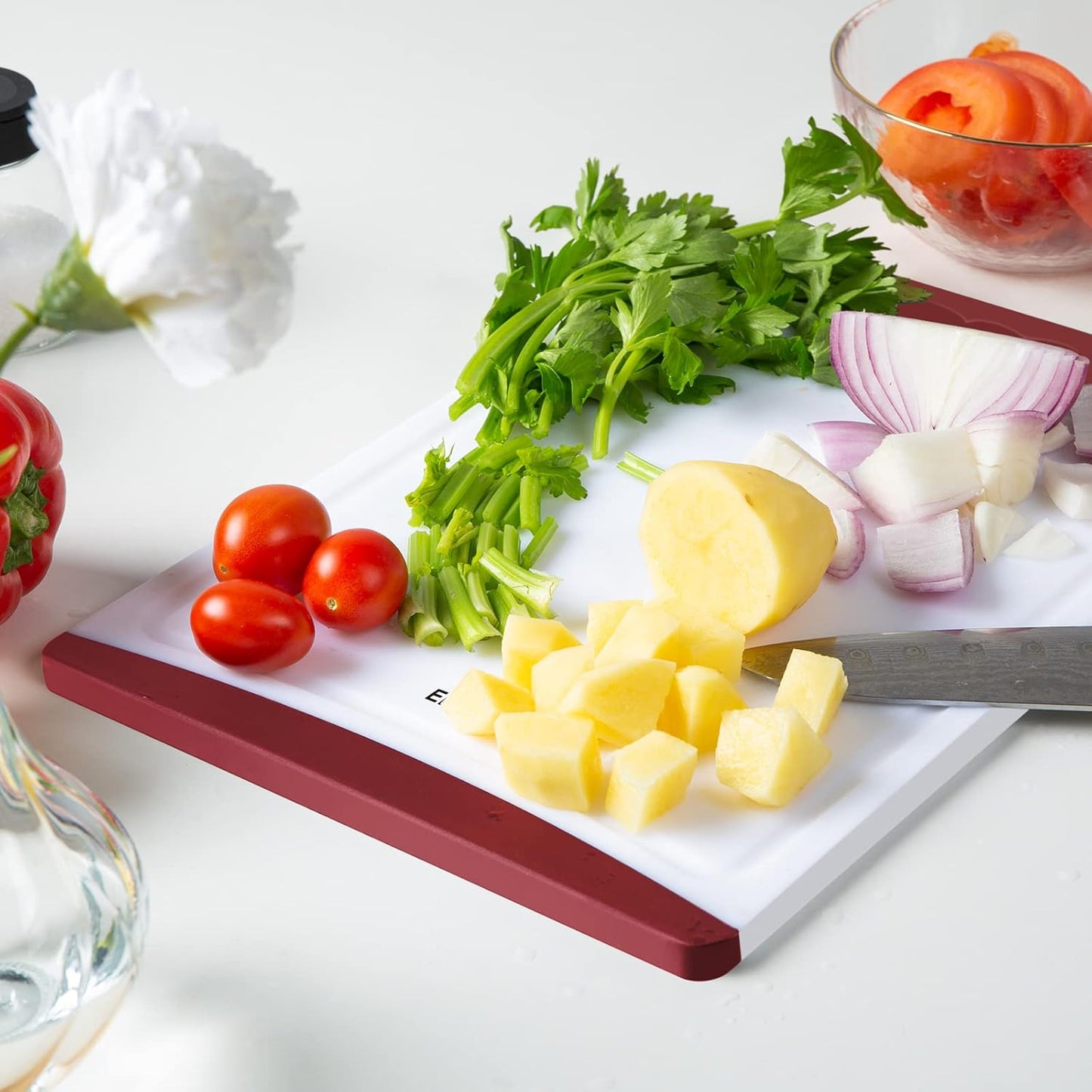 Empune Extra Large Cutting Boards, Plastic Cutting Boards for Kitchen (Set of 4) Cutting Board Set Dishwasher Safe Chopping Board with Juice Grooves Easy-Grip Handles, Black