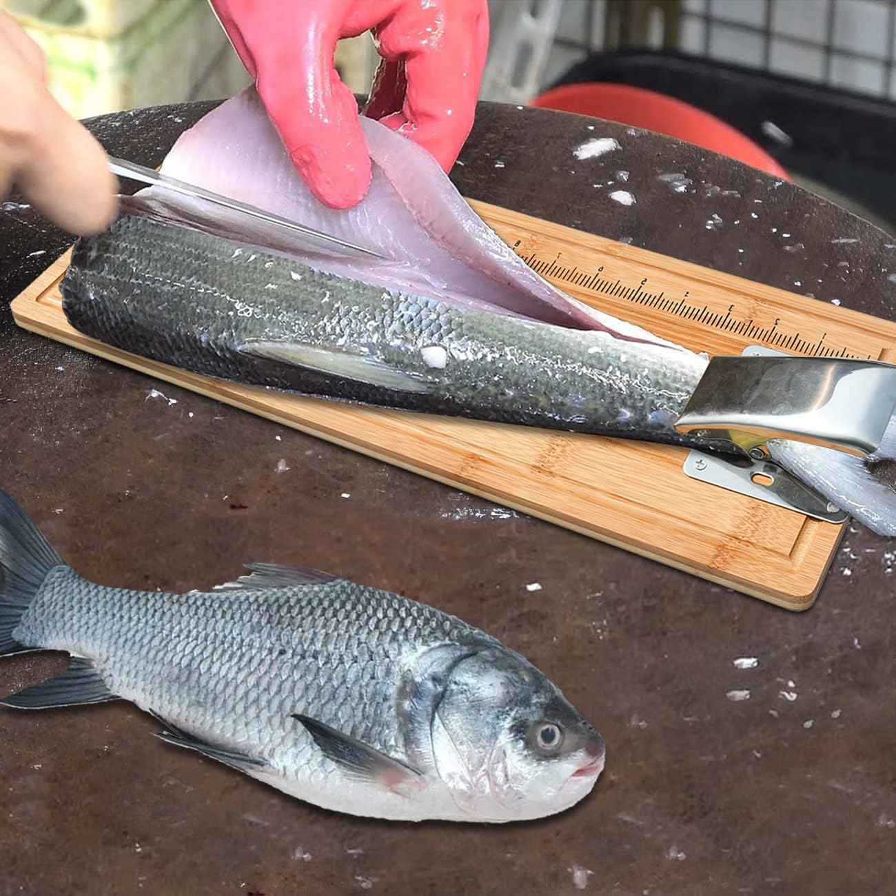 18" Bamboo Fish Cleaning Board Kit Anti-slip Fish Cutting Board Set Fish Filet Board with Scale Fish Measure Board Include Fish Fillet Knife, Clamp, Sharpener,Gloves, Fisherman Gifts