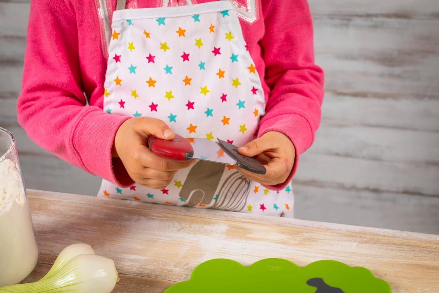 Kinderkitchen Kids Cutting Set, 2 Pieces, Green/Black/Red | Sheep Cutting Board & Cat Mezzaluna Knife With Blade Protector | Child-Friendly Cutting Tools for Real Cooking