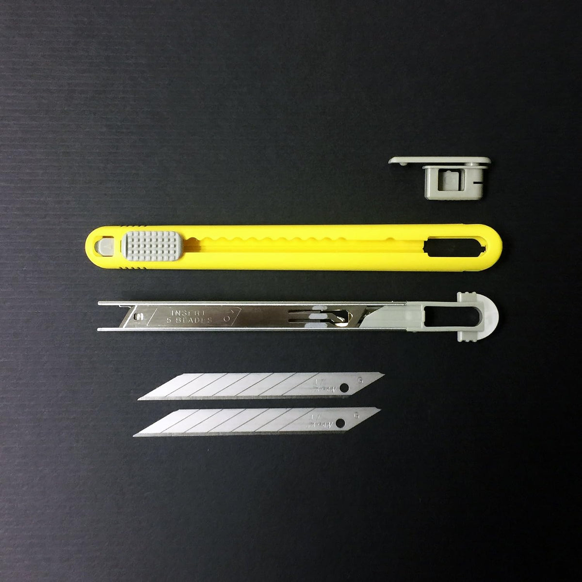Multi-Blade Cartridge Knife, ABS Grip, 30-Degree Blades (A-553P)