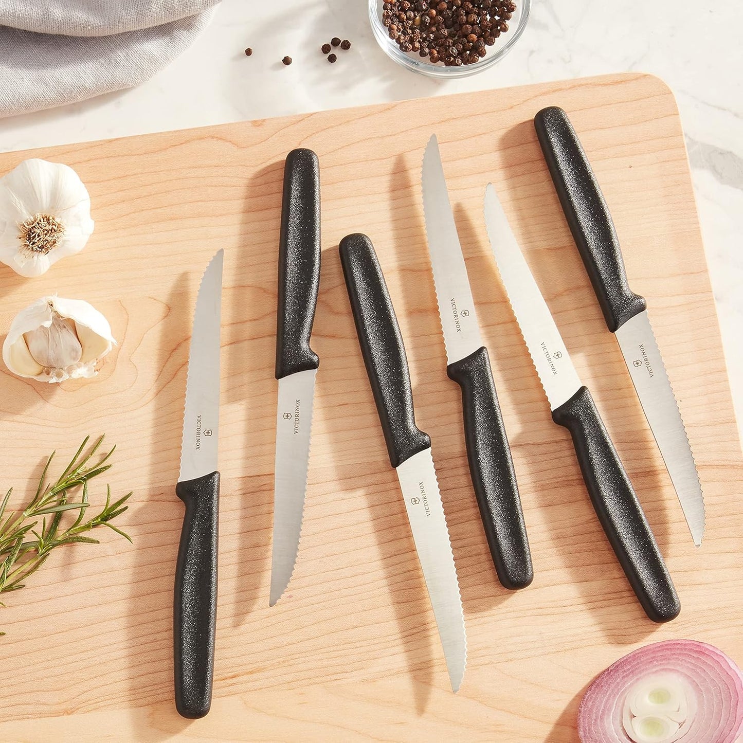 Victorinox Swiss Army Cutlery Serrated Steak Knife Set, Pointed-tip, 4.5-Inch, 6-Piece, Black, VN47650