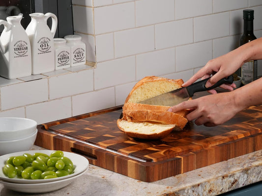 Solid Acacia Wood 20"x15" Large Cutting Board, Extra Thick 1.5" End Grain Butcher Block For Kitchen, Non Toxic Pre-Oiled Carving Tray, Juice Grooves and Easy Grip Handle Chopping Board