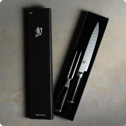 Classic 2 Piece Carving Set | Includes 9" Classic HG Slicing Knife & Carving Fork, VG-MAX Core, Damascus Stainless Steel Cladding, Pakkawood Handle