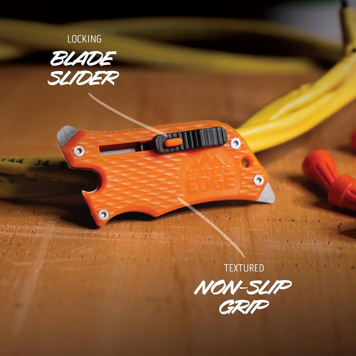 SlideWinder - Utility Knife Multitool with Standard Replaceable Razor Blade, Screwdrivers, Prybar, Bottle Opener and Pocket Clip with Locking Auto-Retracting Blade