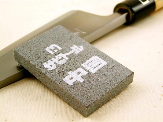 Ultimate Japanese Knife Rust Eraser | Premium Knives Dirt & Stains Remover Kitchen Tool | Made In Japan | Easy To Use & Space-Saving | Remove Rust From Any Metallic Surface | 3-Piece Set