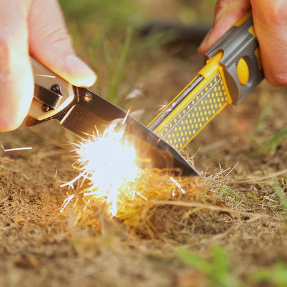 Smith's 51178 Pack-Pal 4" Diamond Combination Sharpener – Retractable 2-Sided Stone Camping Knife Sharpener – Straight & Serrated Blades - Lightweight, Compact, Handheld - Fire Starter – Hiking Tool