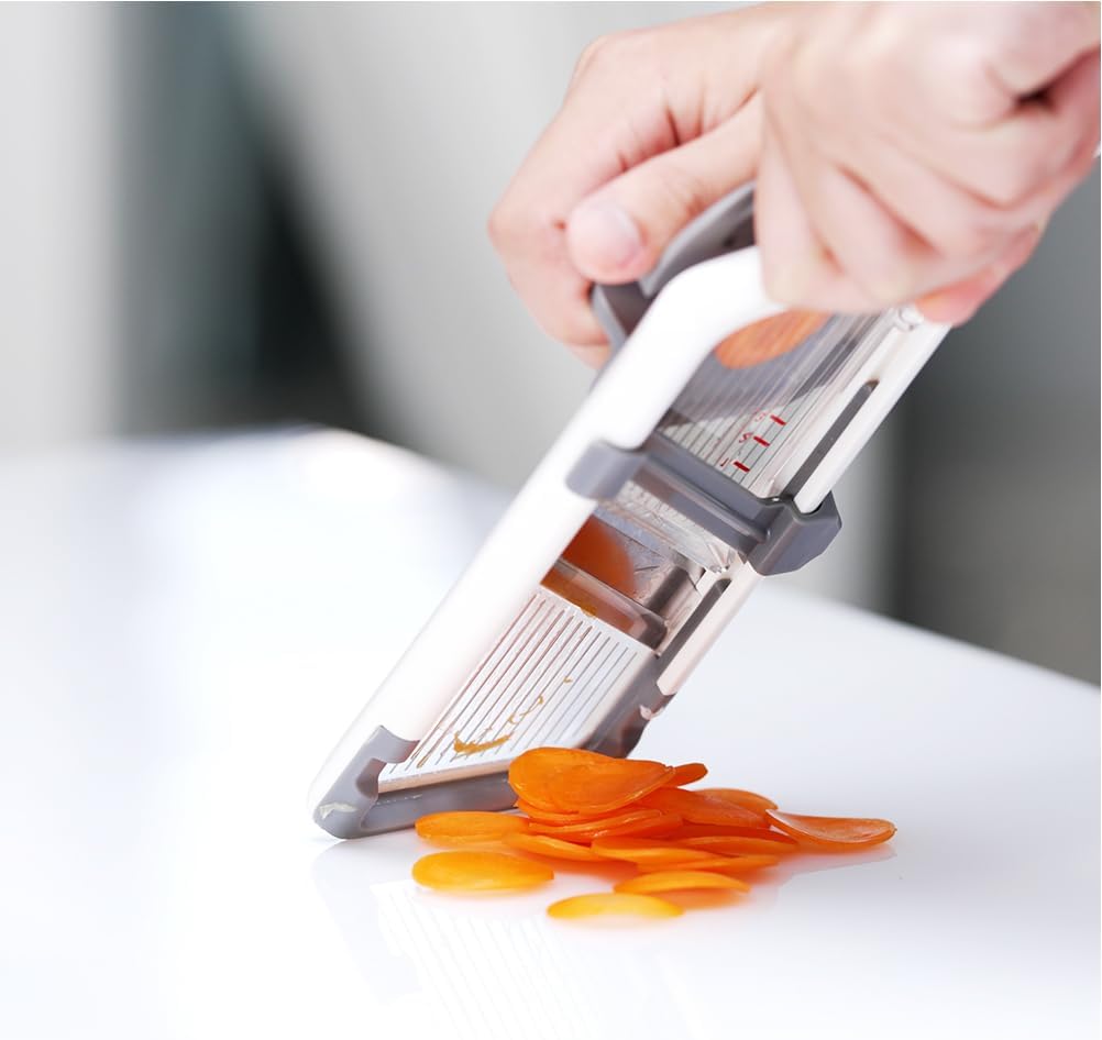ZKIRON Adjustable Handheld Mandoline Slicer for Kitchen, Ready to Use