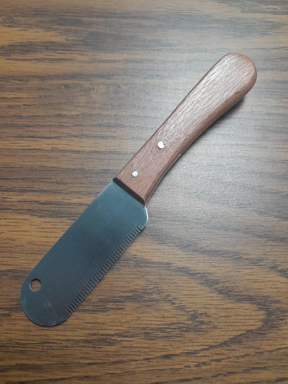 TAMSCO 6-Inch Stripping Knife, Wooden Handle Medium Teeth, 3-Inch Blade, Hardened Stainless Steel