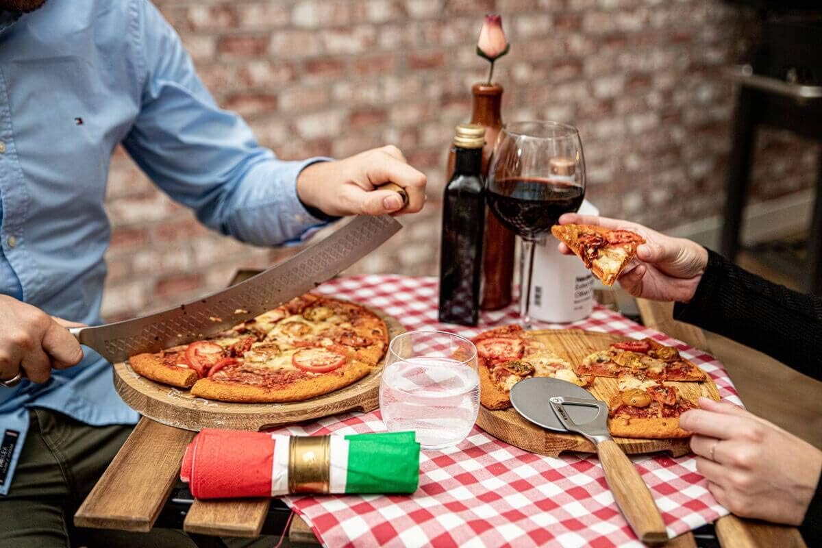 Stainless Steel Cheese Knife - for All Types of Cheese Pizza - Multi-Functional Cheese Slicer - Handheld Slicer - Silver Non-Stick Oak Wood - Dishwasher Safe - for Kitchen Cooking