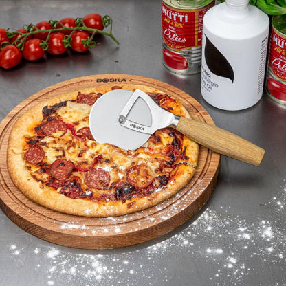 Stainless Steel Cheese Knife - for All Types of Cheese Pizza - Multi-Functional Cheese Slicer - Handheld Slicer - Silver Non-Stick Oak Wood - Dishwasher Safe - for Kitchen Cooking