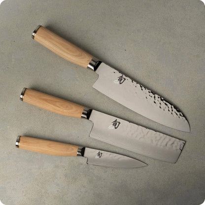 Premier Blonde 3 Piece Japan Starter Set, Includes 7" Santoku, 4" Paring & 5.5" Nakiri Knives, Handcrafted Japanese Knife Set, VG-MAX Core with Damascus Stainless Steel Cladding, Pakkawood Handle