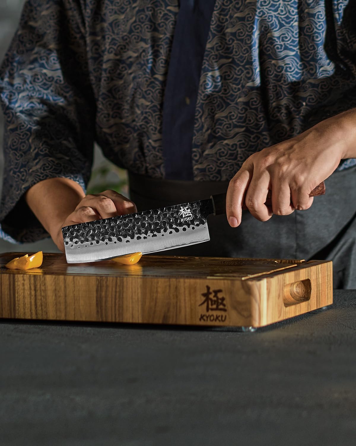 8" Chef Knife - Japanese 3 Layer Steel Kitchen Knife Rosewood Handle | 3-Layer Laminated High Carbon Steel Blade, Ergonomic Rosewood Handle, 8 Inch Precision Chopping Slicing Mincing Knife