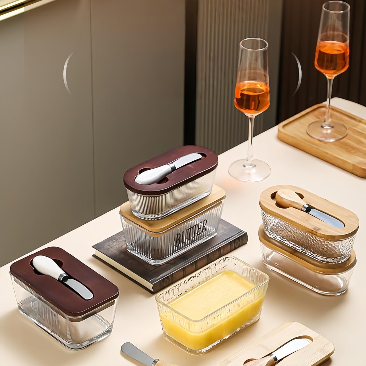 Glass Butter Dish with Bamboo Lid and Knife, 500 mL Airtight Cheese Storage Container for Countertop Butter Keeper for Fridge (Smooth, 16 fl oz)