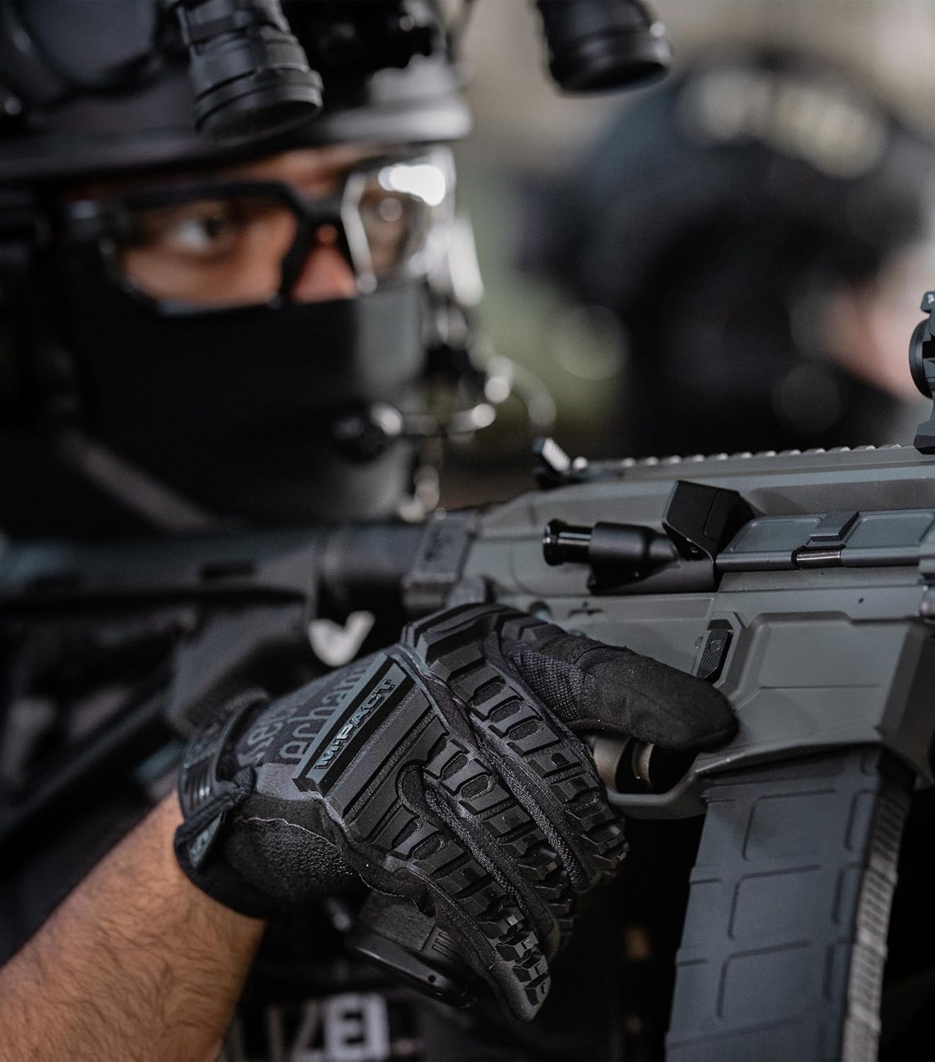 M-Pact Covert Tactical Gloves, Large, Black | Touchscreen-Capable Safety Gloves with Impact Protection, Vibration Absorption & a Secure Fit for Men
