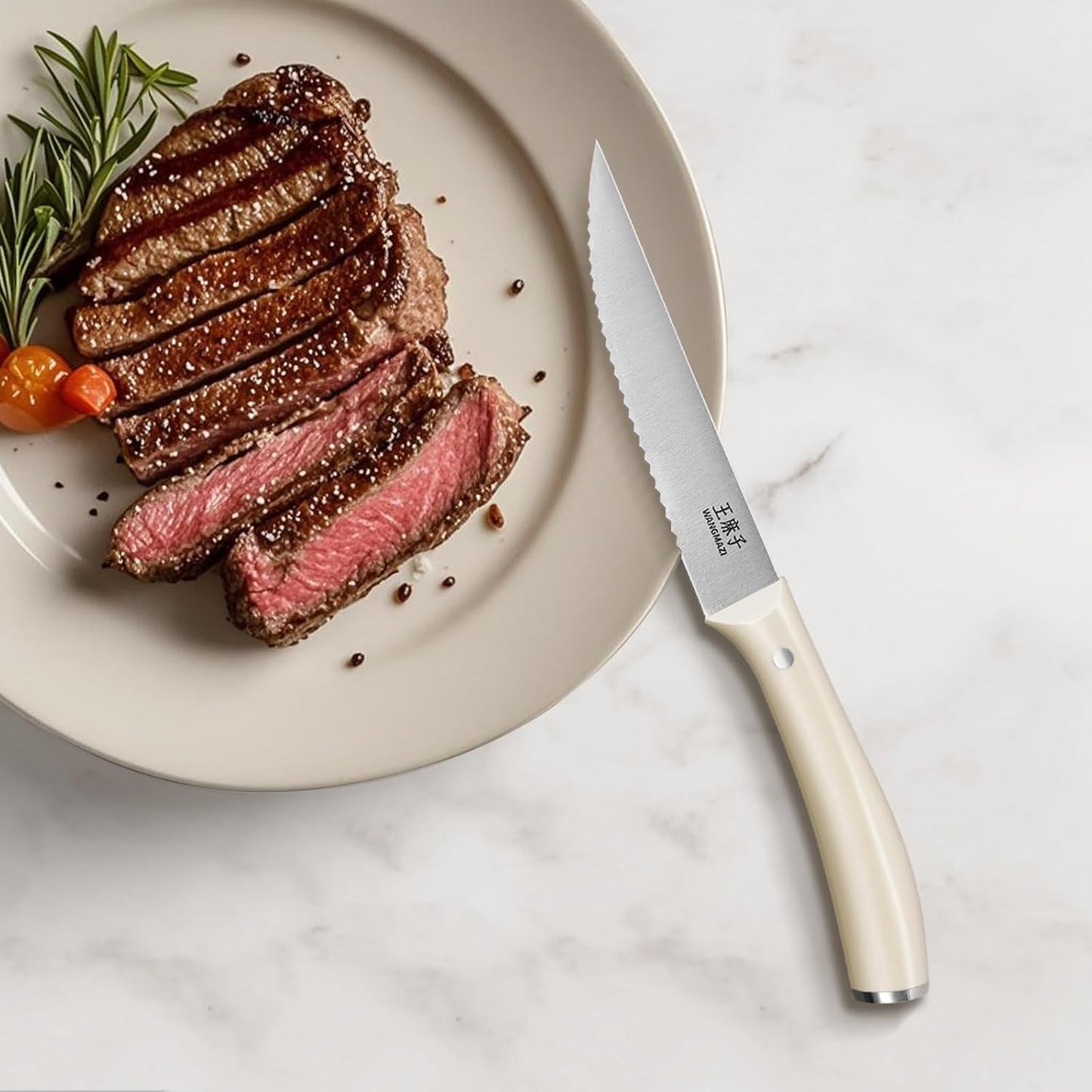 WANGMAZI Exquisite Steak Knife Set of 4,High-carbon Stainless Steel Forged,Lightweight Sharp Steak Knives Set for Kitchen(4.5inch,Black)