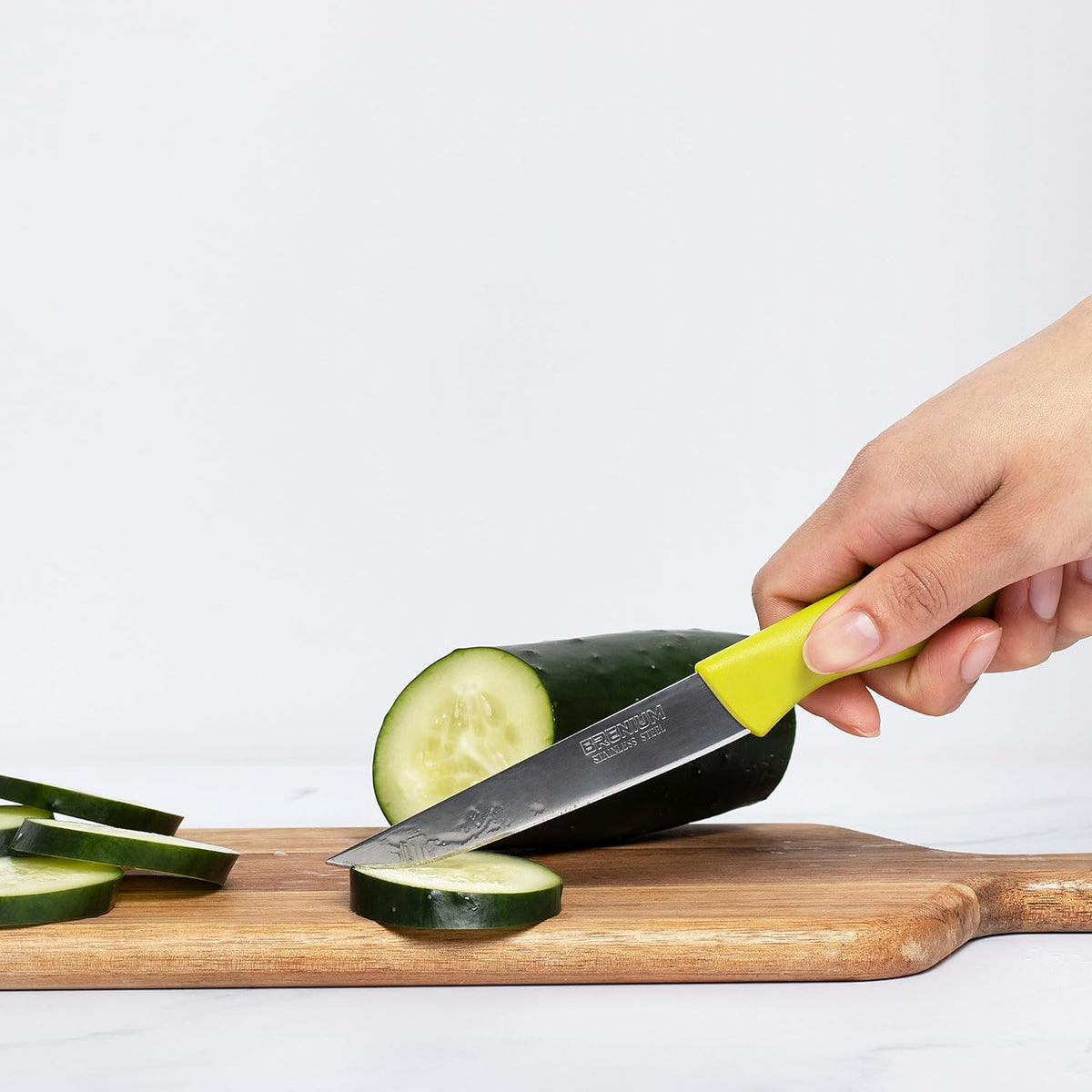 Paring Knife, 6-Piece Set, Knives with Straight Edge 4 Inch Blade, Stainless Steel, Spear Point, Fruit and Vegetable Cutting and Peeling, Black (Black, Serrated)