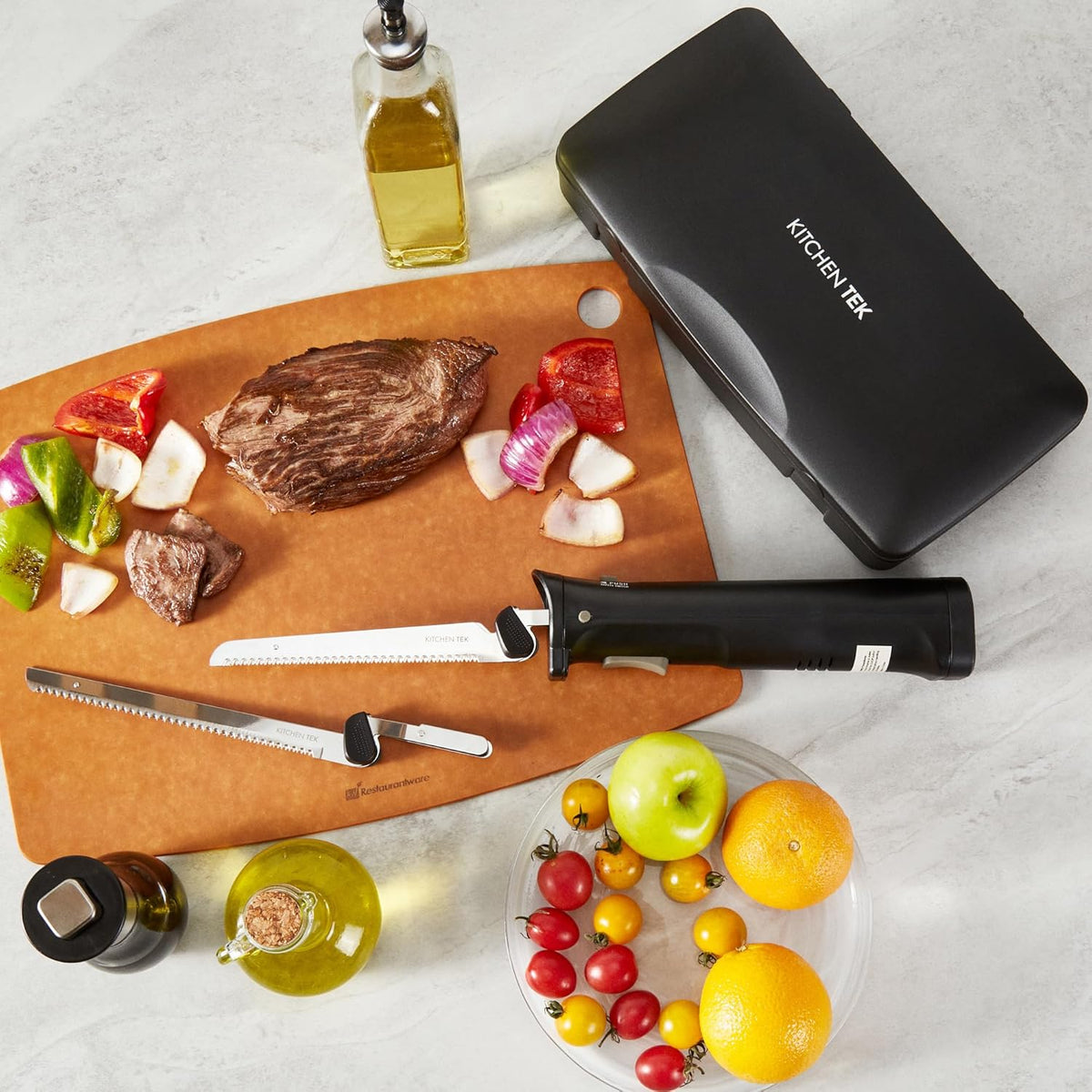 Kitchen Tek Electric Knife Set, 1 Electric Knife With Motorized Handle - Includes 1 Bread and 1 Carving Tool, 1 Case, Black Plastic Food Cutter With Stainless Steel Blades