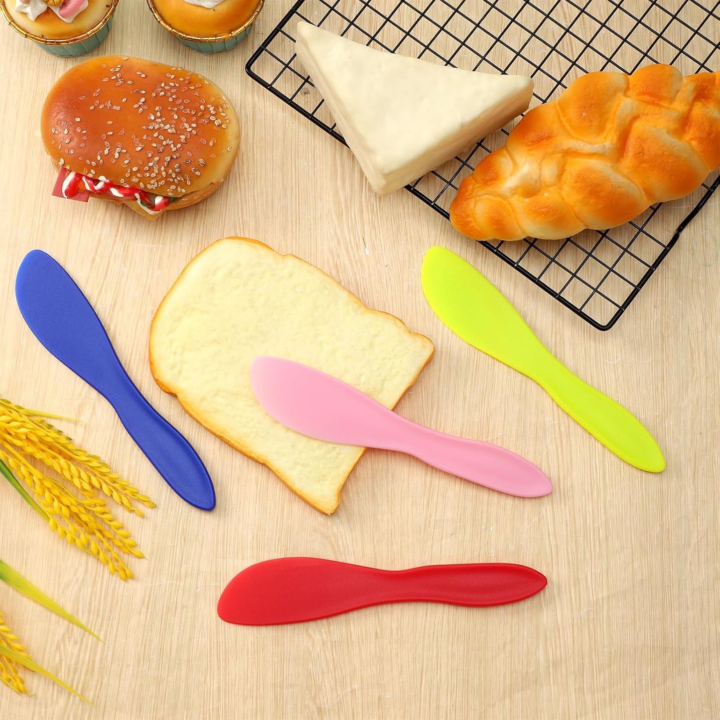 20 Pcs Plastic Butter Spreader, 7 Inch Multi Purpose Butter Knife Spreader Versatile Knife Frosting Knives for Soft Cheese Cream Icing Jam Sandwich