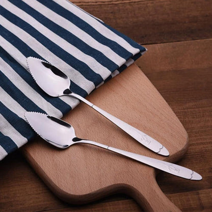 Silver Grapefruit Spoons, Stainless Steel Grapefruit Spoon, Chef Craft Serrated Grapefruit Spoon for Cirtrus Fruits, Kiwi, Salad, And Desserts