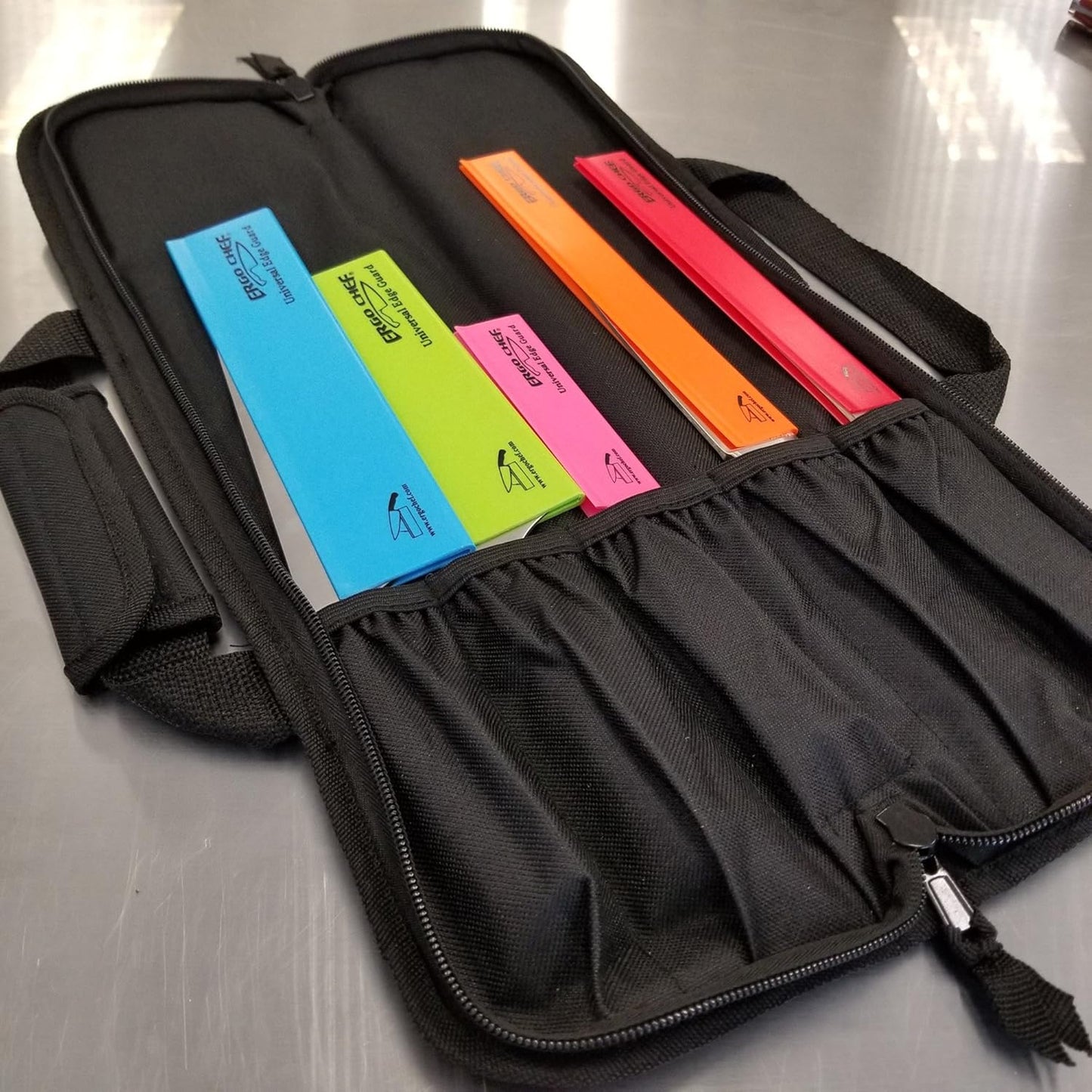 5 Pocket Chef Knife Case Roll Bag Bi-Fold (Black) Lightweight - Durable Nylon / Polyester Blend– Perfect for the Busy Traveling Chef