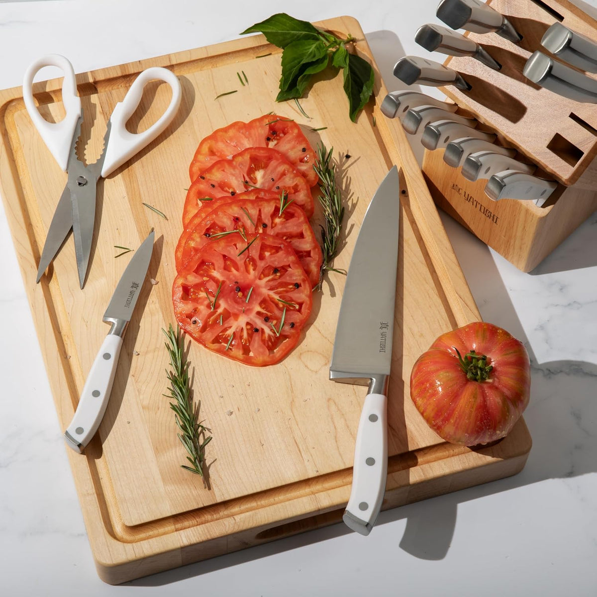 Magnetic Kitchen Knife Block Set - Japanese 67 Layer High-Grade VG-10 Steel Knives, Sharp, G10 Handle Professional Kitchen Knife Set - Black Damascus