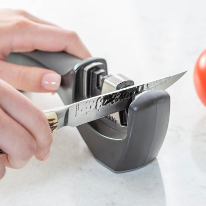 Smith’s 50032 Pull-Thru Knife Sharpener – Grey – Coarse & Fine Sharpeners – Non-Slip Rubber Base – Straight & Serrated Blades – Kitchen Knives