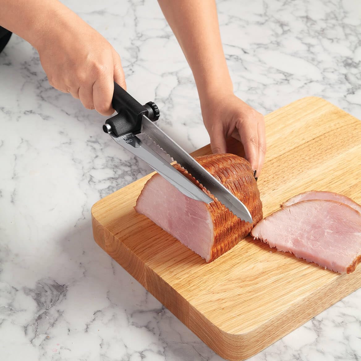 Fox Valley Traders Knife with Adjustable Slicing Guide by Chef's Pride