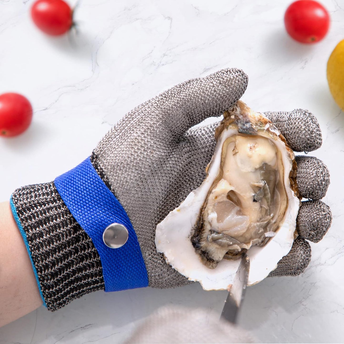 Level 9 Cut Resistant Glove Stainless Steel Wire Metal Mesh Butcher Glove for Meat Cutting Oyster Shucking Chopping and Peeling