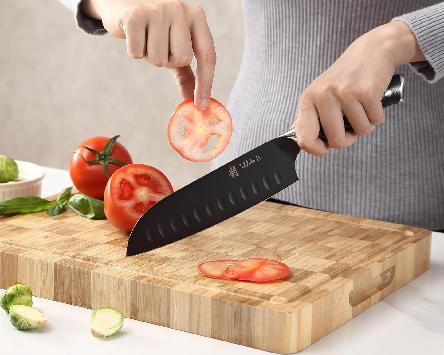 EDIB Magnetic Kitchen Knife Block Set, VG10 Damascus, 3-Piece Knives | Three VG10 Damascus chef knives with 67-layer steel blades, santoku knife set and magnetic knife block, pakkawood handles.