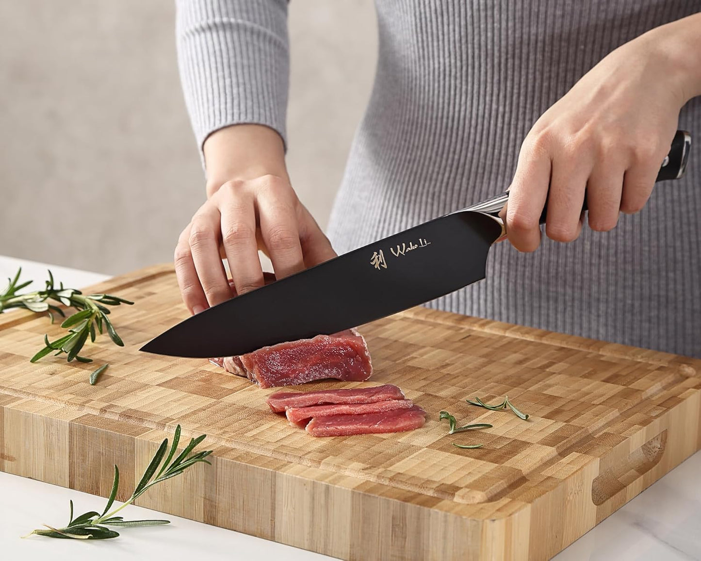 EDIB Magnetic Kitchen Knife Block Set, VG10 Damascus, 3-Piece Knives | Three VG10 Damascus chef knives with 67-layer steel blades, santoku knife set and magnetic knife block, pakkawood handles.