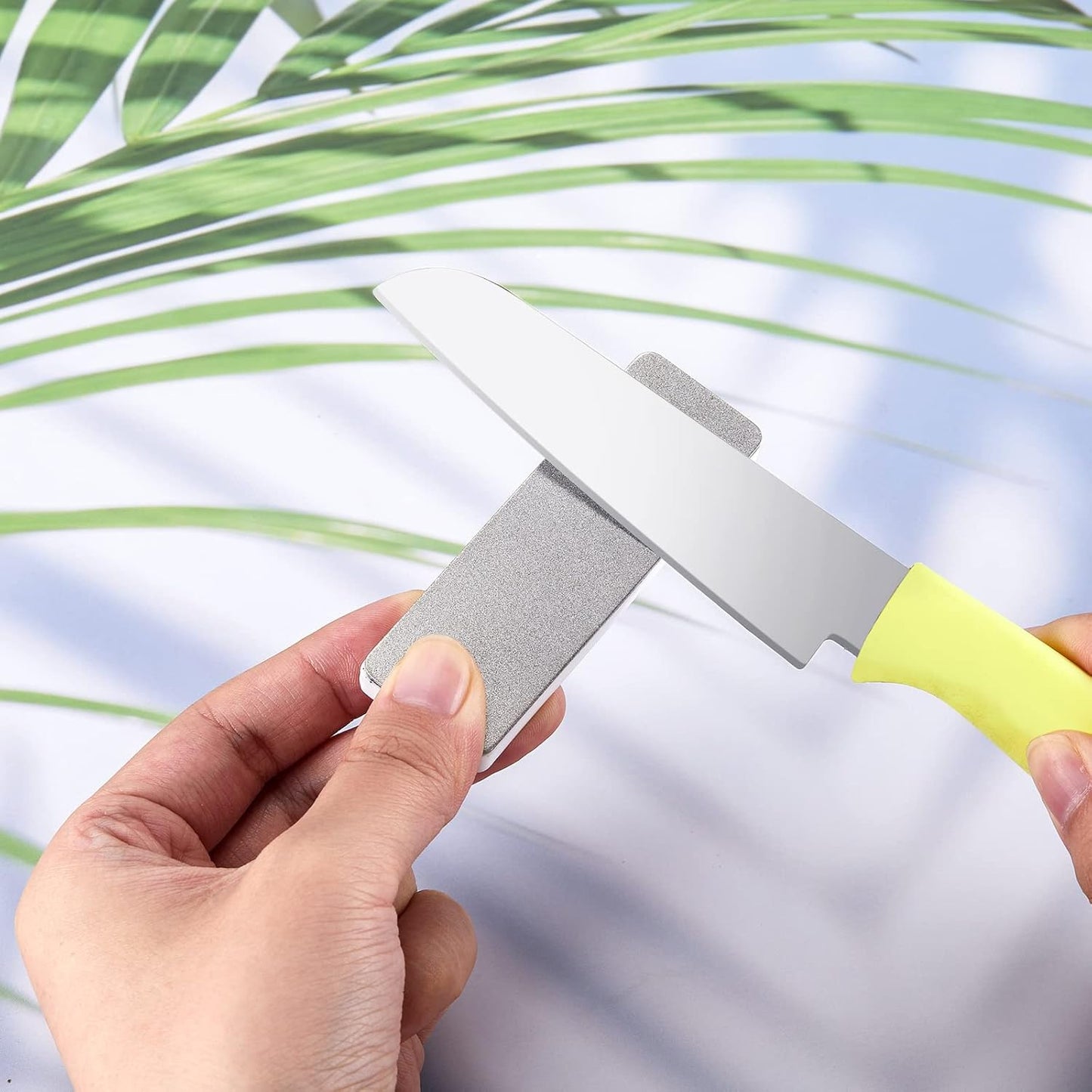 2 Pcs Mini Pocket Knife Sharpener Stone Double Sided Portable Sharpening Stone Whetstone Diamond Ceramic Sharpen Tools 400/1000 Grit for Knives Scissors Kitchen Outdoor Survival Gear