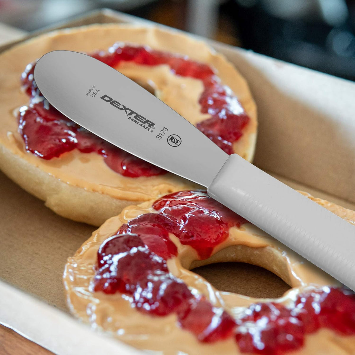 ‌‌ S173PCP Sani-Safe 18193 Sandwich Spreader, 3-1/2" Stainless Steel Blade with Textured Polypropylene White Handle, Professional Butter and Condiment Spreader, NSF, Made in USA‌‌‍‌‌