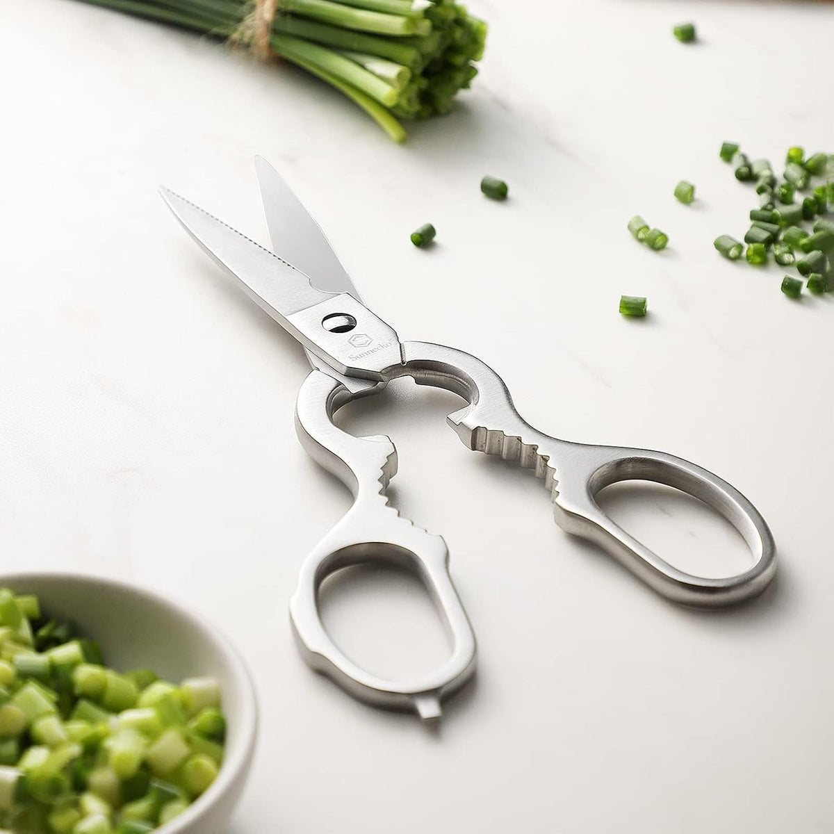 Kitchen Scissors All Purpose Heavy Duty Scissors Titanium Coated, Kitchen Shears for Food, Micro Serrated with Detachable Blades