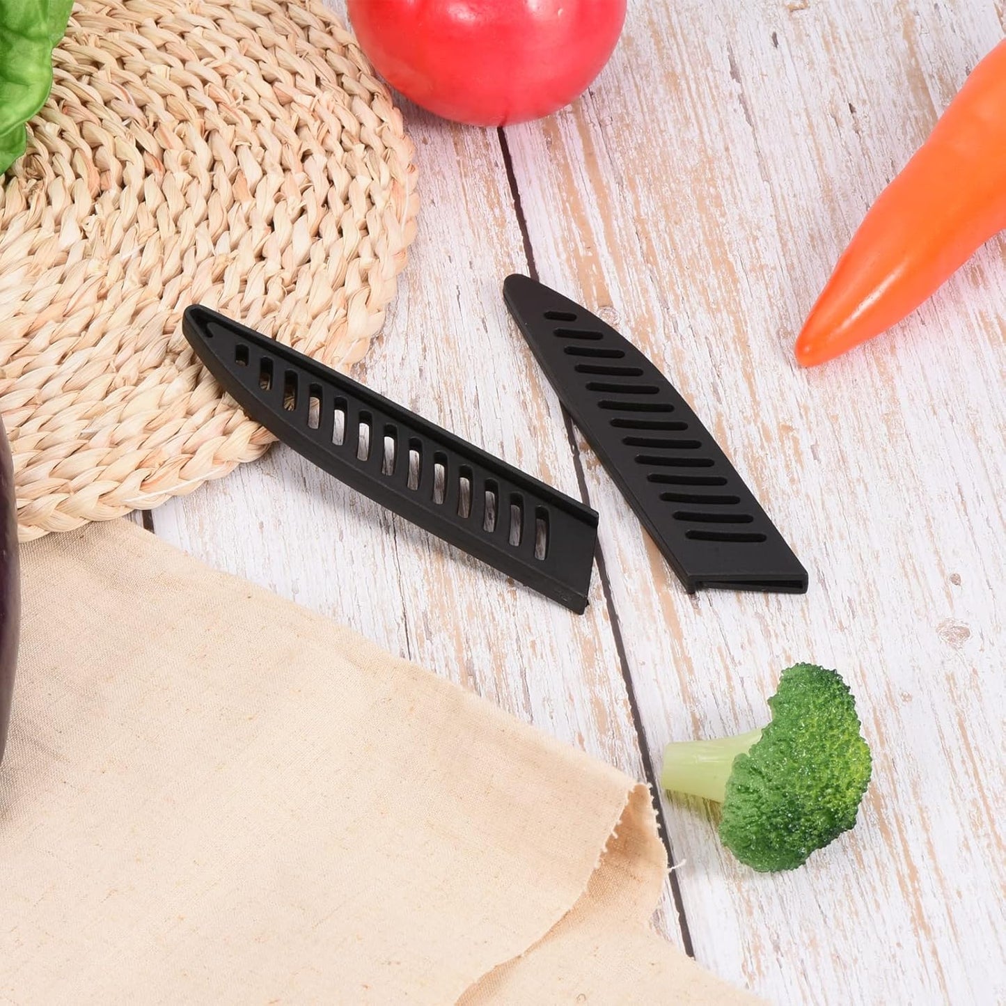 PP Safety Knife Cover Sleeves for 5" Utility Knife, 2 Pack Knives Edge Guard Blade Protector Universal Knife Sheath for Kitchen, Black