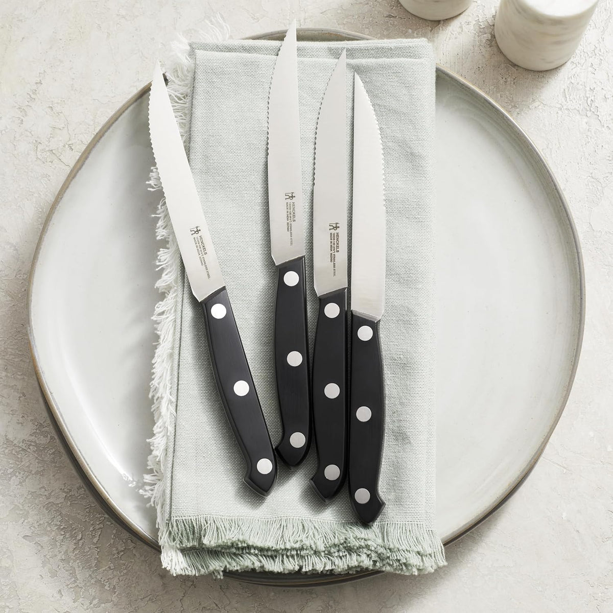 Solution Steak Knife Set of 8, Razor-Sharp, German Engineered | Informed by 100+ Years of Mastery. Dishwasher safe, Effortlessly Slice Through Meats