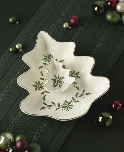 Hosting the Holidays Christmas Cheese Plate and Knife Set