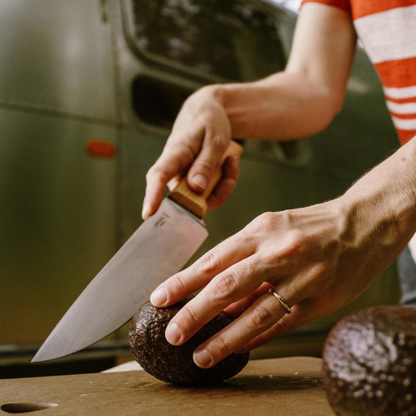 Parallele Trio Set of 3 Kitchen Knives - Chef, Carving, Paring Knife Trio Box Set, High Carbon Stainless Steel Blades, Sustainably Sourced Wood Handles, Made in France (Olivewood)