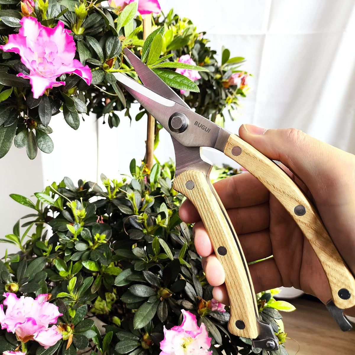Garden Shears Set of 2, Includes 1 Bypass Pruning Shears and 1 Straight Blade Garden Scissors, Sharp, Lightweight