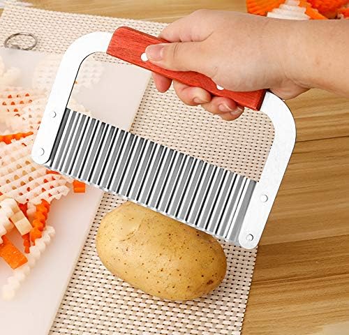 Crinkle Cutter Stainless Steel Potato Slicer Heavy Duty Wavy Crinkle Cutting Chopping Tools with Wooden Handle for Carrot Veggies (2, Green)