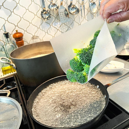 E-Z Board Disposable Plastic Cutting Board, 20 Square Feet, Easy Clean-Up and Convenient Use, Ideal for Camping, Hunting, Boating, and For People With Food Allergies, Clear