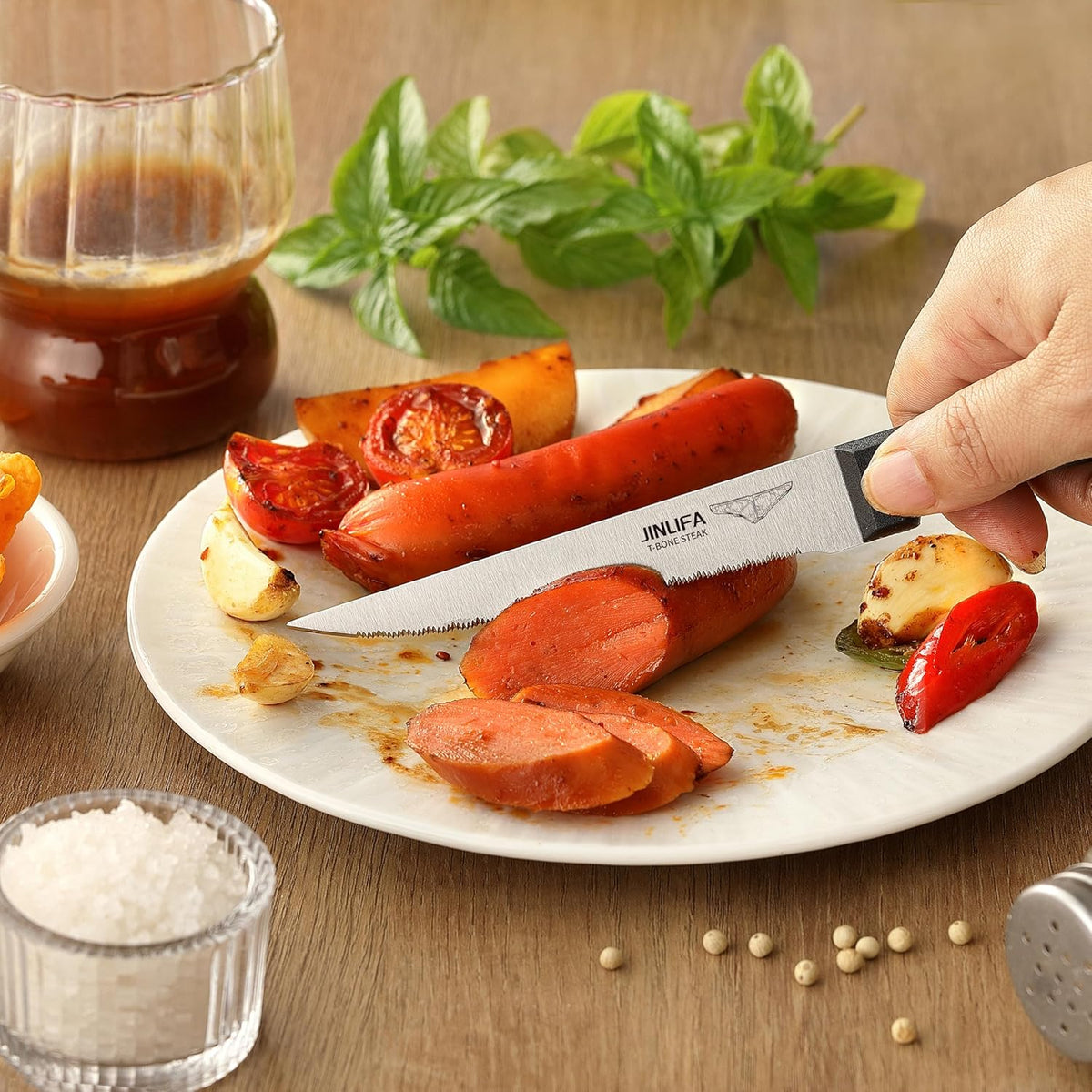 Steak Knives Set of 6, Stainless Steel Serrated Steak Knife Set (Unique Pattern on Each Blade)