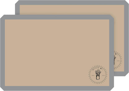 Silicone Baking Mats, Full size, Baking Sheet Liners, Pack of 2, Oven Safe, 16 x 24 inch (40x60 cm), Non-Stick, Silicone Baking Sheet Liner, Perfect For Baking Macarons Cookies And Cakes