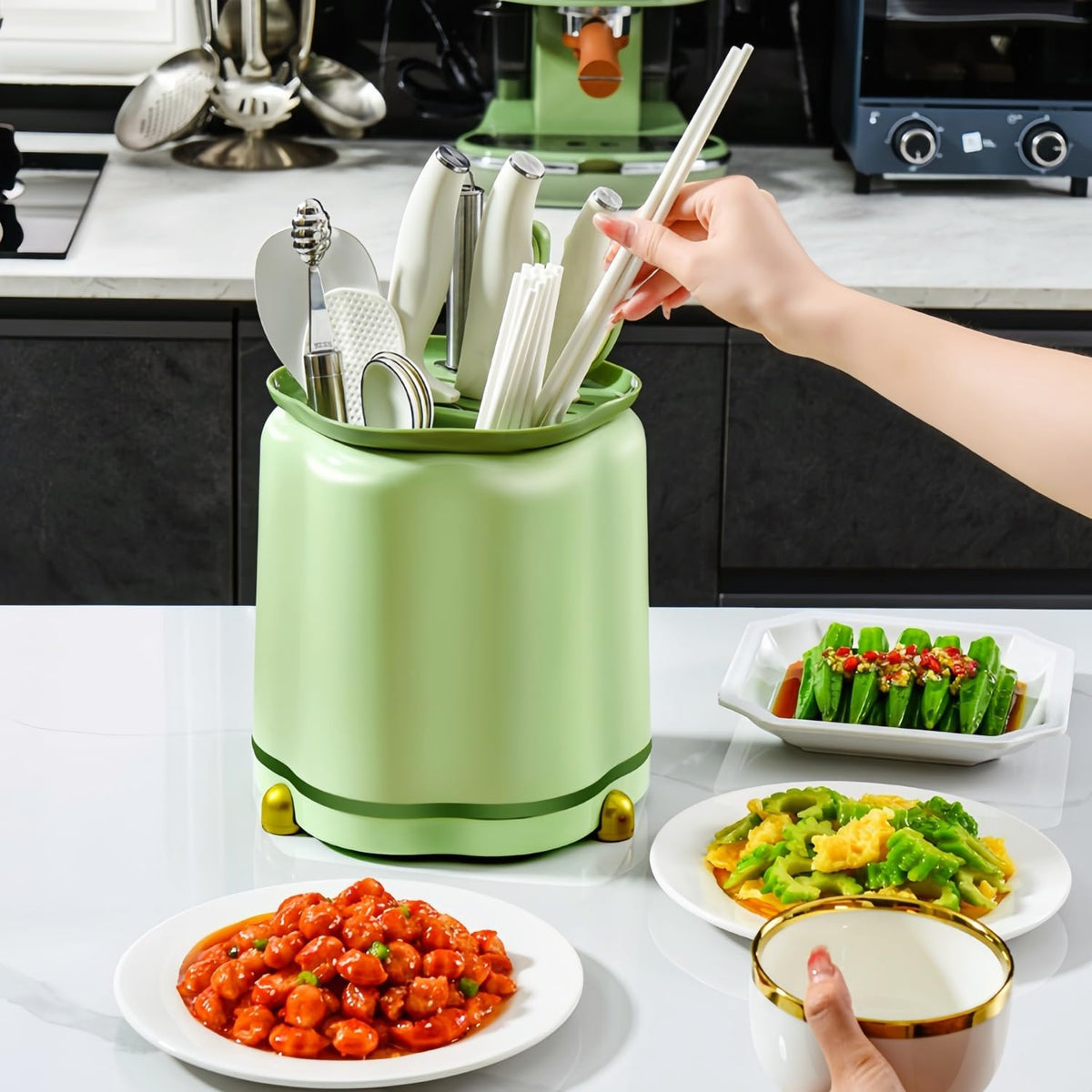 360° Rotating Knife Block,Multifunctional Plastic Kitchen Utensil Holder,Large Capacity Knives Block,Chopsticks Knife Block Utensil Stand for Kitchen Counter (Green)
