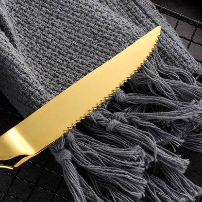DOCBLACK Stainless Steel Steak Knives set of 8 Serrated Steak Knife Sets with Sharp Blade, 8.66 Inches(22 CM) Silverware Cutlery Table Knives for Steak (Gold)