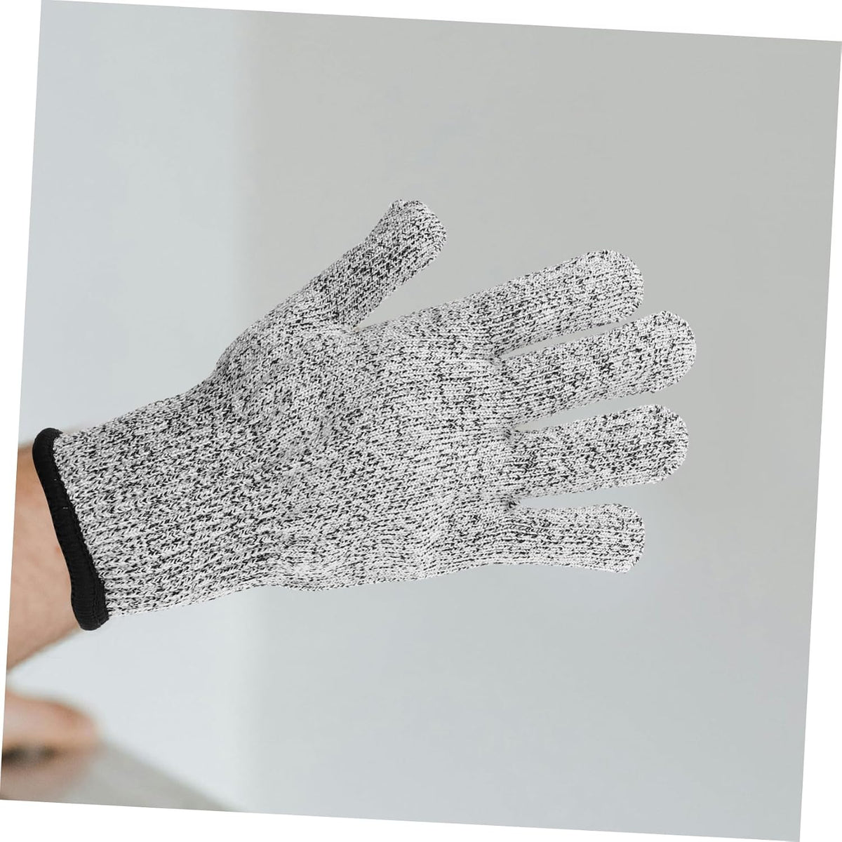 2 Pairs Cut Resistant Arm Sleeves Level 5 Cutproof Protective Sleeves for Kitchen and Gardening Breathable Wear-Resistant Safety Cutproof Forearm Protectors